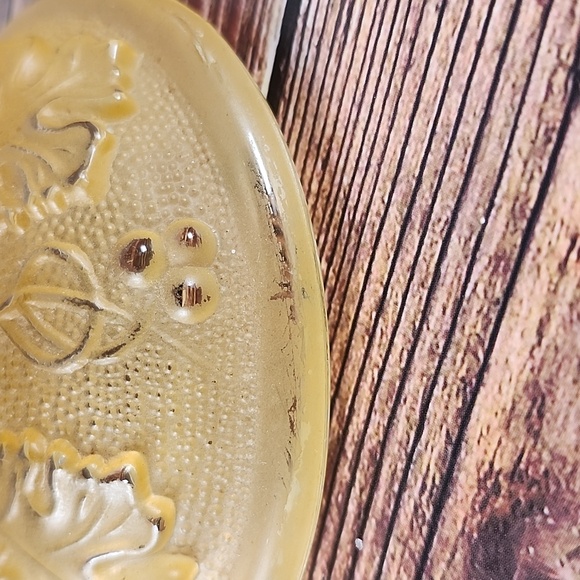 Vintage footed candy dish with lid - Picture 6 of 16